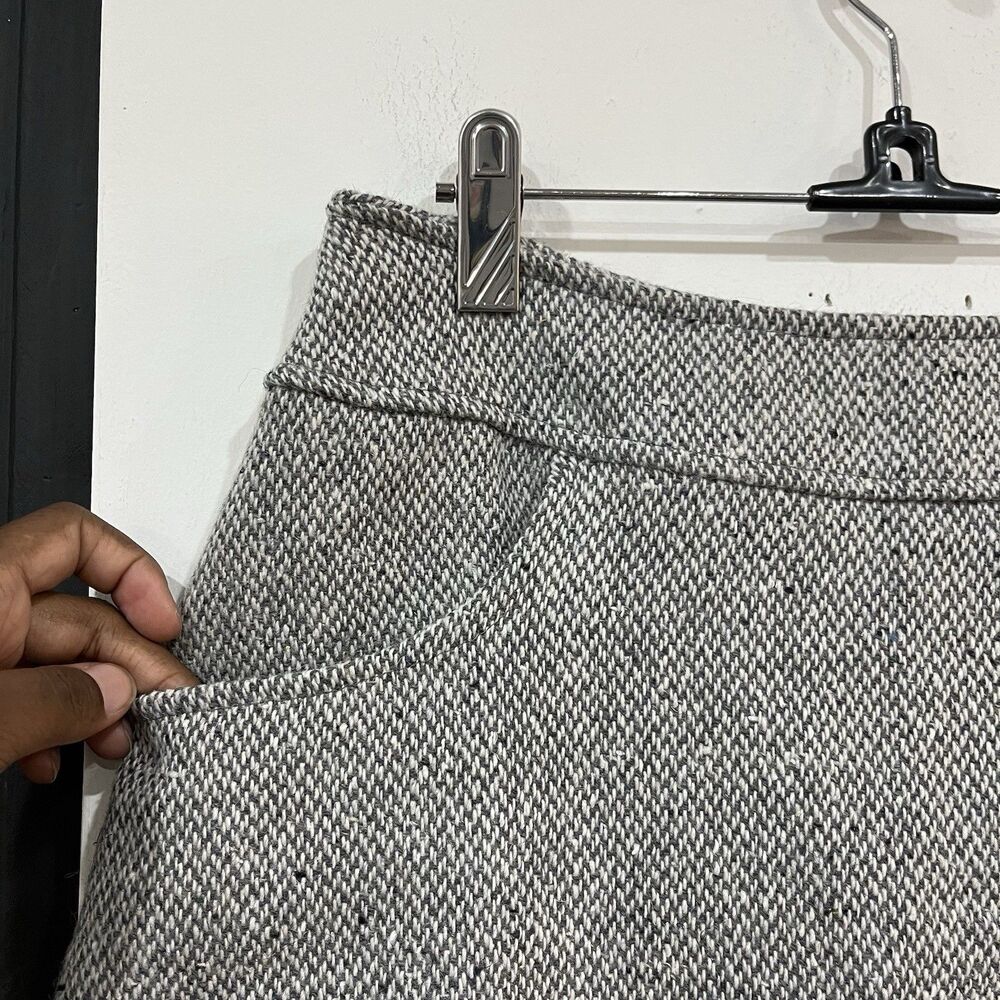 Vintage Express Compagnie Internationale Gray Wool Blend Mini Skirt Pockets 9/10 - Picture 2 of 6